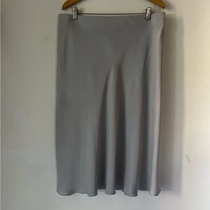 NWT Banana Republic Satin Midi Skirt Women’s Size 14 Slate Blue Gray Pull On